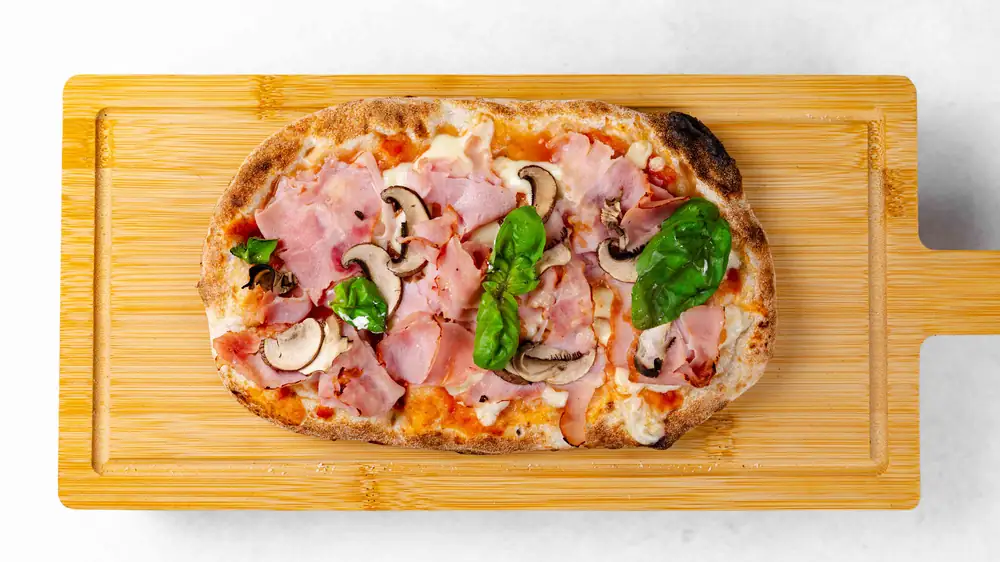 Pinsa Prosciutto e Funghi